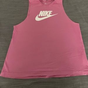 nike tank top
